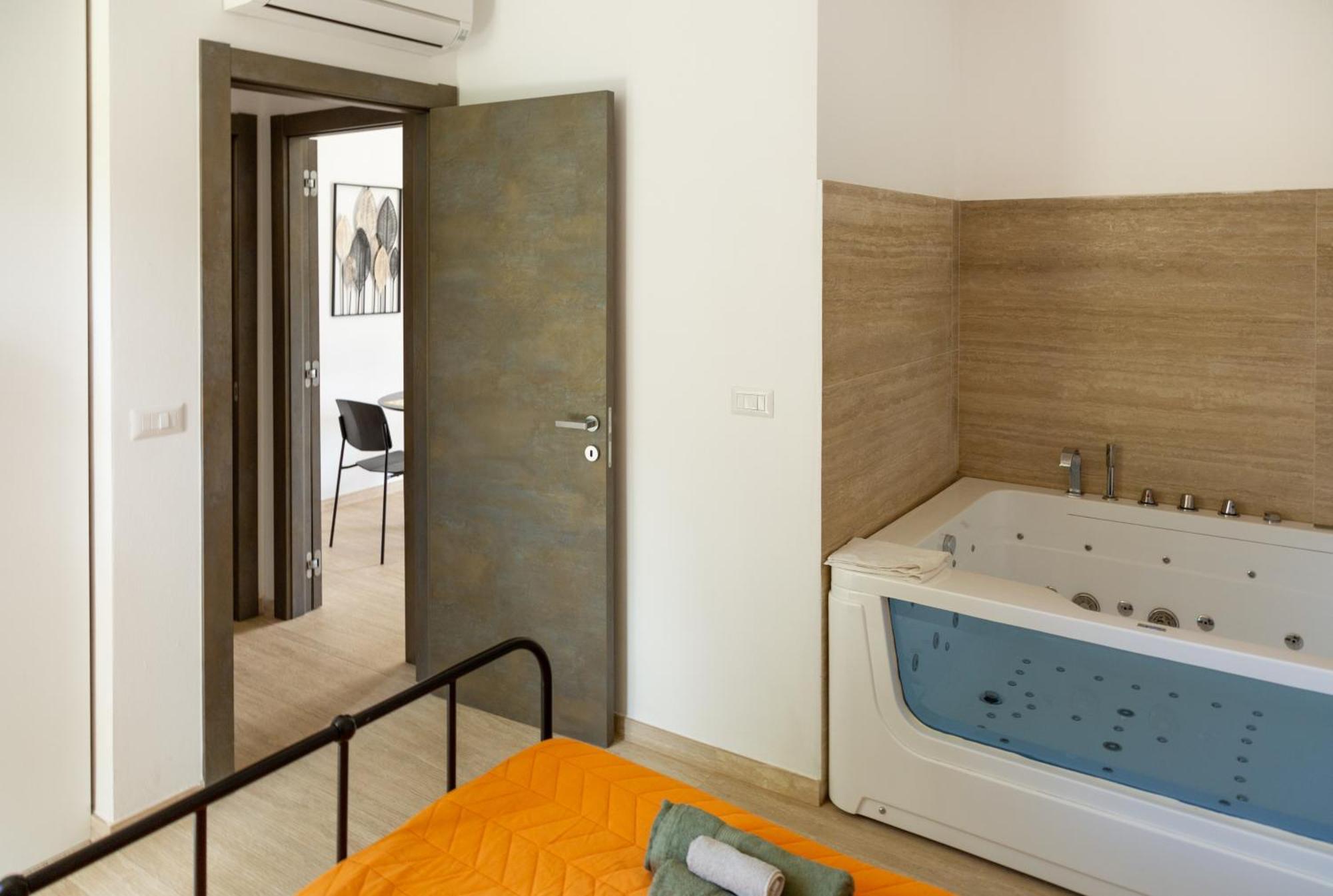 Maris Suite - Appartamento Con Vasca Idromassaggio Alghero Exterior photo